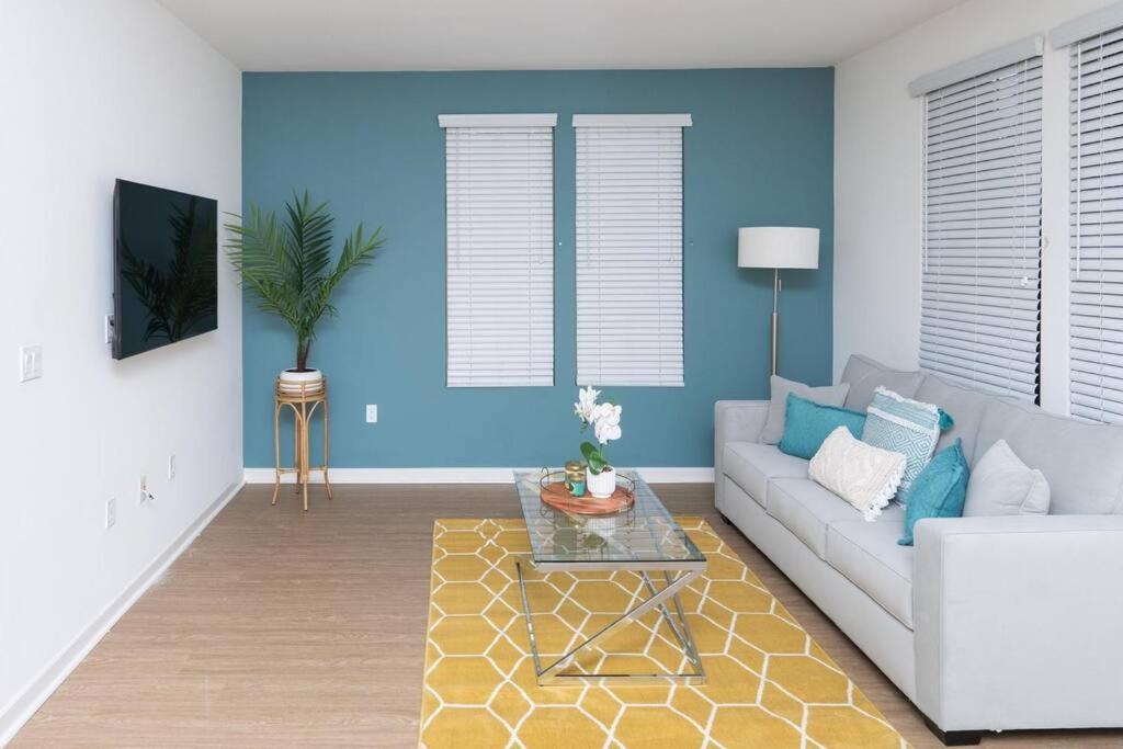 Amazing 2 Bedroom 7 Min From Disneyland W Free Parking Anaheim Ngoại thất bức ảnh