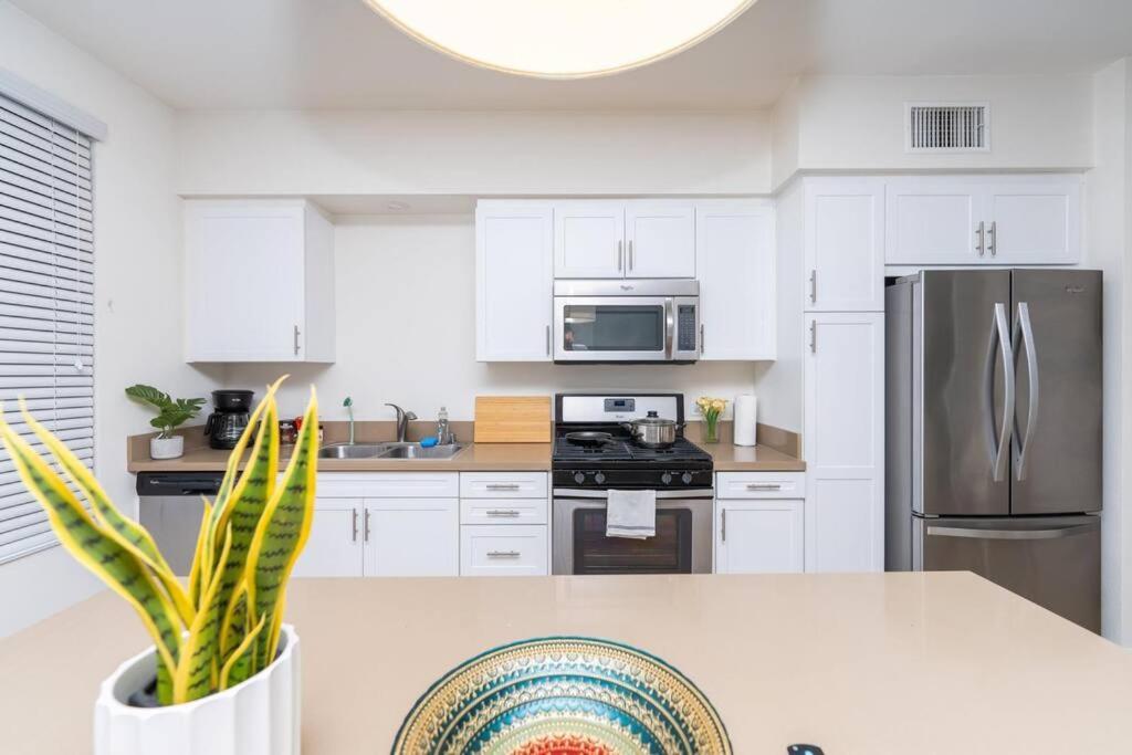 Amazing 2 Bedroom 7 Min From Disneyland W Free Parking Anaheim Ngoại thất bức ảnh